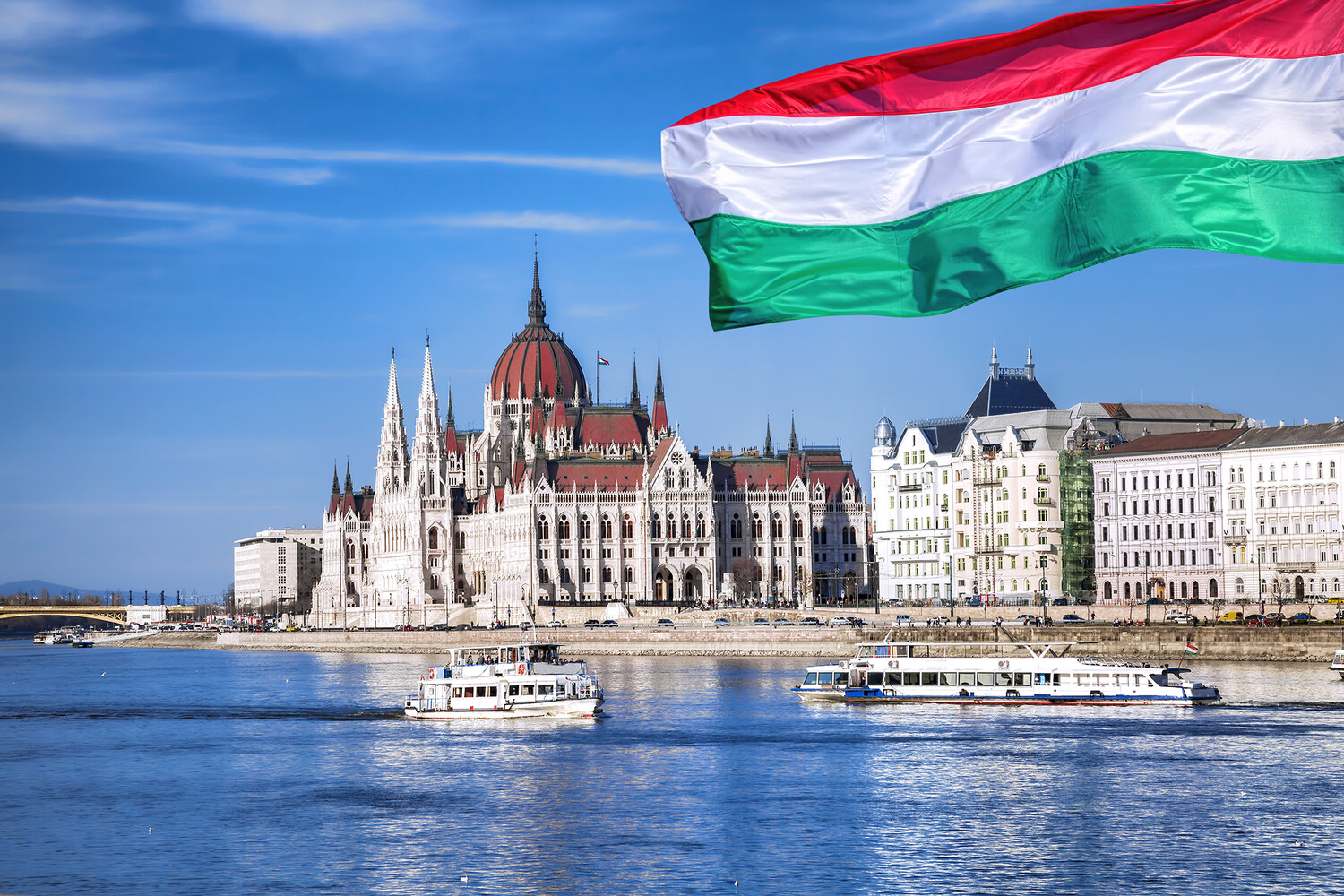 Венгрия отказывается от введения визовых ограничений для граждан России