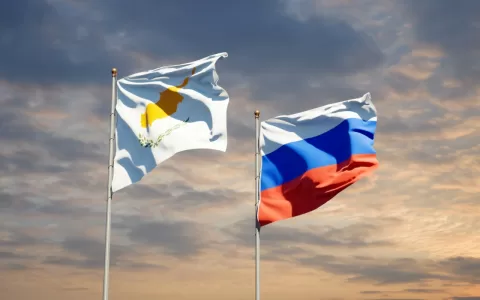 Виза на Кипр для россиян станет платной
